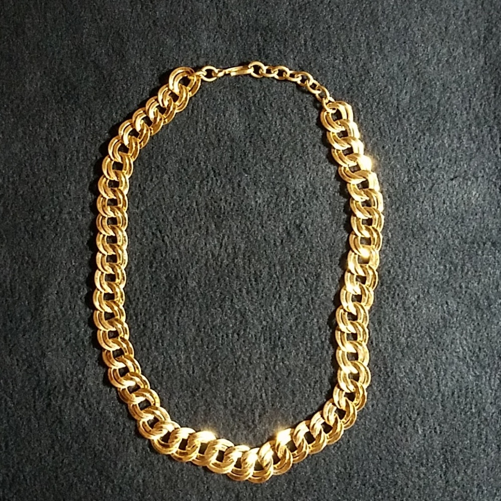 Vintage Monet 18" gold-tone chunky curb chain
